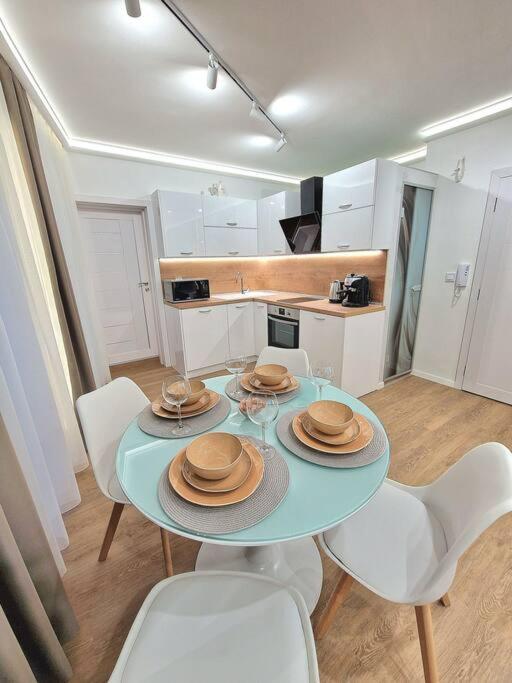 Luxury Apartment. 75 Inches Tv Varna Exterior foto